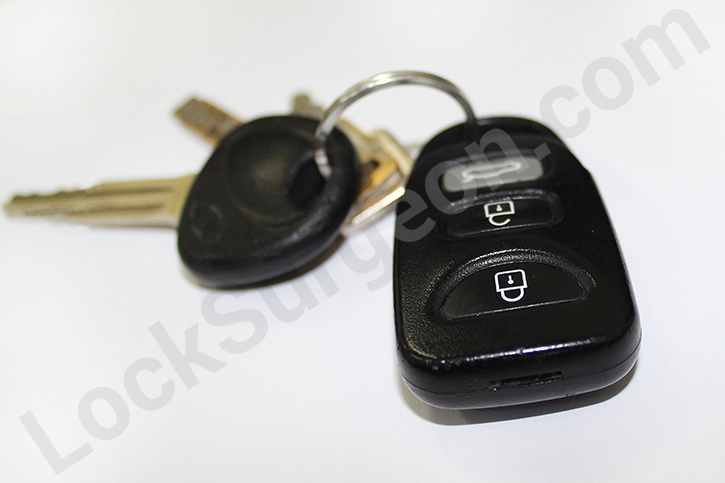 car automobile remote vehicle keys cut and programmed at Lock Surgeon Edmonton South.